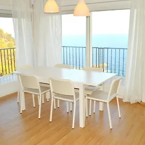 https://apartamento-con-increibles-vistas-al-mar-y-piscina.catalonia-hotels.com